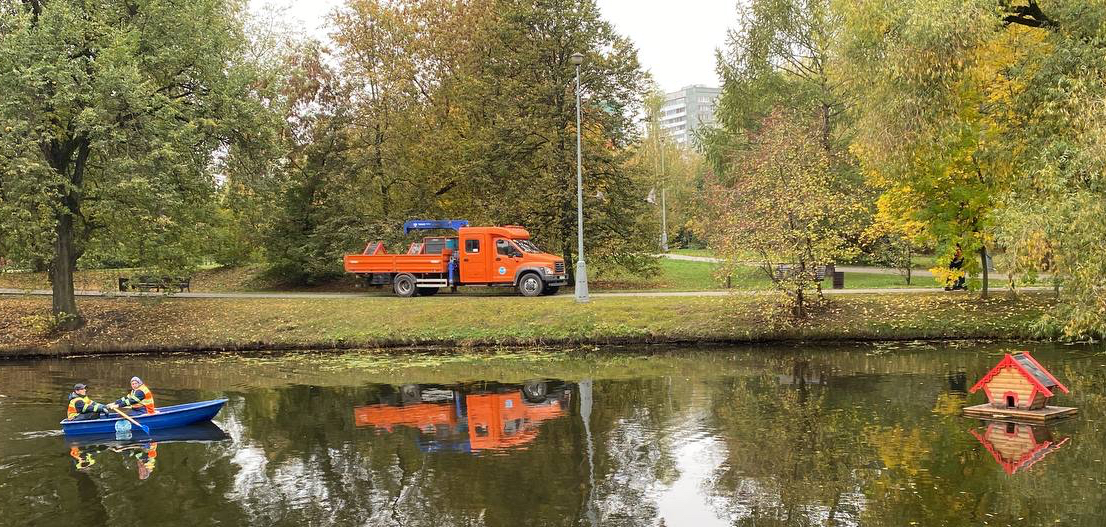 Утиные домики отправляются на зимовку Утиные домики отправляются на зимовку